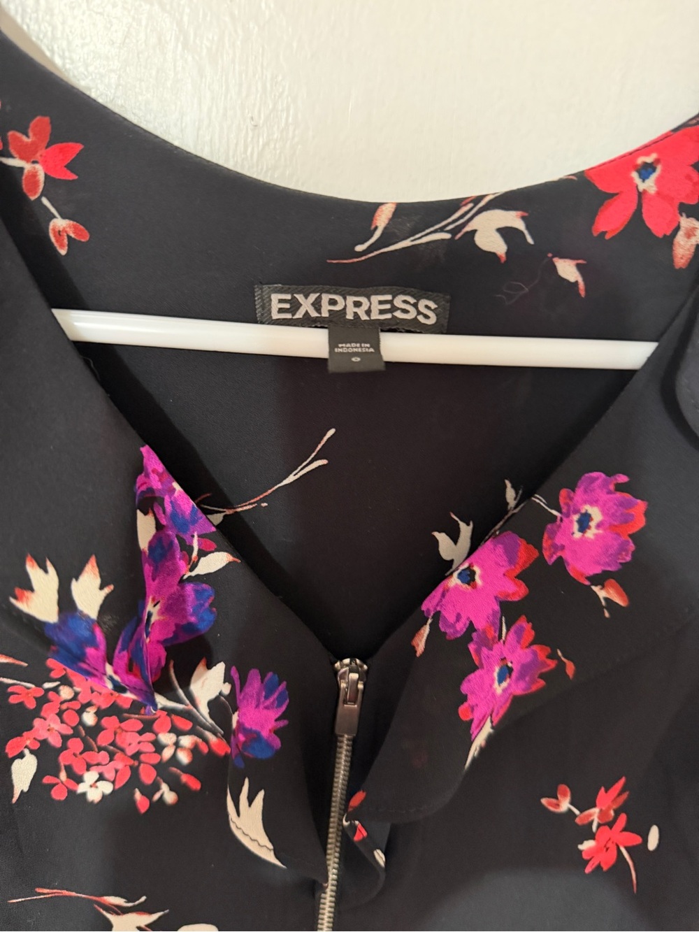Express Black Floral Romper - Picture 3 of 3